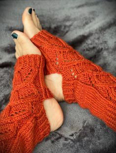 "Designed by me, hand knitted beautiful yoga socks with unique lace pattern. Perfect choice for any yoga, dance lover but also for those who are always cold. You can wear them around the house as a leg warmers. ☺️ Great gift for your girl. ❣️ Size: One size (women's medium) Total length: 12\"/ 30,5cm  Length from cuff to heel 7,5\"/ 19,5cm  Color: Red  Made with the highest quality yarn.   Yarn:   Drops Nepal Composition: 65% wool, 35% alpaca Care instructions: Hand wash & dry flat From smoke fr Legwarmers Knitting Pattern, Red Leg Warmers, Sweater Dress Pattern, Baby Socks Pattern, Socks Diy, Heels Ideas, Crochet Baby Socks, Crochet Sweater Dress, Knitted Leg Warmers