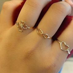 Most Expensive Engagement Ring, Simple Ring Design, Expensive Engagement Rings, Hand Jewelry Rings, Couple Ring Design, Bridal Necklace Designs, Fancy Jewelry Necklace, Pretty Jewelry Necklaces, Cute Engagement Rings