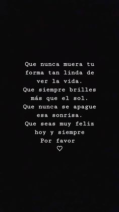 a black and white photo with the words in spanish