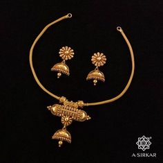 Gold Necklace Set Design, Pure Gold Necklace, Set Design Ideas, Fashion Jewelry Necklaces Gold, Handmade Gold Necklace, Gold Jewels Design, Antique Necklaces Design, Perhiasan India, Modern Gold Jewelry