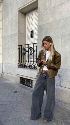 Look Adidas, Looks Country, Carrie Bradshaw, Autumn Outfit