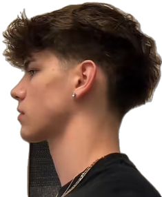 Good Haircuts For Straight Hair Men, Nice Haircuts For Straight Hair, Guys Fringe Haircut, White Male Haircuts, Hairstyles For Curly Hair Men Haircuts, Haircuts For Teen Boys Straight Hair, Mens Fluffy Haircut, Low Taper Fluffy Hair, Low Tapper Cut