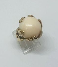 (eBay) Find many great new & used options and get the best deals for Vintage 14K Yellow Gold Natural Round Cabochon Coral Ring Size 5.5 MSRP $5,000 at the best online prices at eBay! Free shipping for many products! Light Coral, Coral Ring, Light Orange, Gold Leaf, Vintage Gold, Pink And Orange, Ebay Finds, Coral, Ring Size