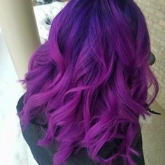 Colored Hair Purple, Purple Colored Hair, Vibrant Purple Hair, Bright Purple Hair, Balayage Straight, Hair Dye Tips, Hair Dye Ideas, Lilac Hair