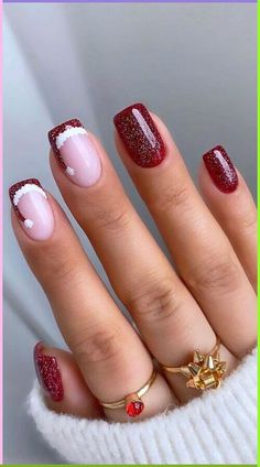 I’m already planning my Christmas nails! 🎄💅 I’m thinking classic red with sparkly accents, cute candy cane stripes, or snowflakes on a wintery blue base. You could also go for a festive glitter nail or add little holiday designs like reindeer or Christmas trees. These Christmas nail ideas are perfect for getting into the holiday spirit! Holiday Nails Christmas, Xmas Nails, Holiday Nails, Trendy Nails, Winter Nails