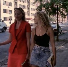 90s Inspired Outfits, Fashion Tv, Urban Chic, City Style, 2000s Fashion