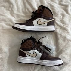 Nike Womens Air Jordan 1 Acclimate Brown White (Dc7723-200) Women's Size 9 New Shoes. Comes With Box. Air Jordan 1 Acclimate, Womens Air Jordan 1, Womens Air Jordan, Wmns Air Jordan 1, Nike Brown, Womens Air Jordans, Nike Womens, Air Jordan 1, Sneaker Head