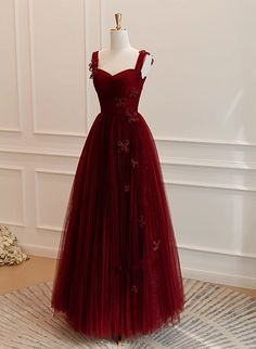 Product Number : DP118 Fabric: Tulle Silhouette：A Line Sleeves：Sleeveless Built-in-bra: Yes Burgundy Evening Dress, Dress Wine, Long Formal Dress, Color Rush, Red Evening Dress, Prom Dress Inspiration, Cute Prom Dresses, Pretty Prom Dresses, Dress Prom