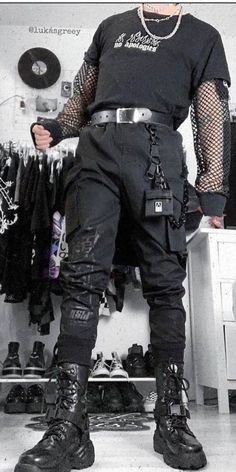 Emo Techwear, Alt Male Fashion, Emo Fashion Boys, Punk Fashion Male, Eboy Outfit, Eboy Style, Outfits Alt, Dark Outfit