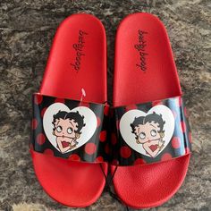 Betty Boop Flip Flops Sandals Size 10 Color Red And Black New Smoke Free Home Book Merchandise, Skates Shoes, Random Products, Black Betty Boop, Womens Ripped Jeans, Jordan 13 Shoes, Black Betty, Shoes Outfit Fashion, My Shopping List