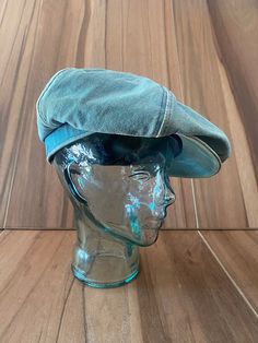 Vintage denim newsboy 8 crown pieces hat size 7 1/8. Good used condition, some wear, 100% cotton.  ** Please, check carefully the measurements, photos and description of the article before buying it, we do not accept changes or returns.   Approximate circumference measurements: 22 1/2". Let me know if you have any questions or would like to see additional photos. International buyers: Please ask for the shipping rates speciality for your country. Blue Denim Visor Hat, Faded Vintage Hat, Vintage Adjustable Hat In Faded Color, Vintage Adjustable Faded Hat, Vintage Denim Brimmed Hat, Vintage Brimmed Denim Hat, Blue Washed Cap, Faded Vintage Cap, Vintage Denim Baseball Cap