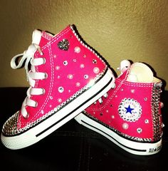 Swarovski Converse Customized Sneaker Converse Customized, Bedazzled Converse, All Star Pink, Sparkly Converse, Glitter Converse, Different Types Of Sneakers, Bling Converse, Jeweled Shoes, Creative Shoes