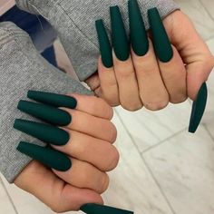 Green Long Nails, Nail Tip Shapes, Nail Extensions Acrylic, Emerald Nails, Dark Green Nails, Acrylic Nail Kit, Homecoming Nails Acrylic, Fake Nails With Glue