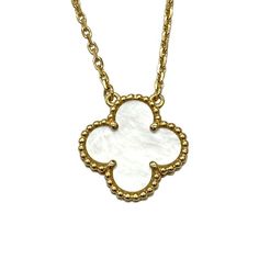 Used Van Cleef & Arpels Alhambra Pendant K18yg Mother Of Pearl Vcara45900 (Sku: Gzl13k9v) === General === Brand : Van Cleef & Arpels === Design === Necklace Type : Necklace Gender : Women Material : Yellow Gold (18k) === Size === Neck Circumference : 42 Cm / 16.53'' Pendant Size : 14mm X 14mm / 0.55'' X 0.55'' === Included Items === Accessories : Box, Certificate Accessories Notice : Before Purchasing, Please Refer To The Images Of The Accessories Included With The Item. === Condition === Condit Jewelry Van Cleef, Alhambra Pendant, Accessories Box, Van Cleef Arpels, Van Cleef, Mother Of Pearl, Luxury Branding, Yellow Gold, Women Jewelry