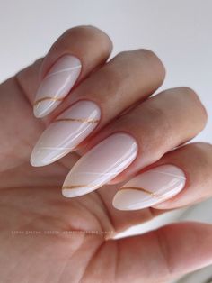 Nautical Nails, Gel Toe Nails, Modern Nails, Almond Nails Designs, Round Nails, Trendy Nail Art, Beach Nails, Elegant Nails, Chic Nails