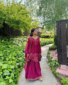 Shaadi Aesthetic, Shaadi Vibes, Kurti Casual, Eid Photoshoot, Mayon Dresses, Desi Aesthetics