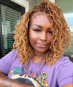 Medium Size Sisterlocks, Sisterlocks Blonde, Dyed Sisterlocks, Dyed Microlocs, Colored Microlocs, Colored Sisterlocks