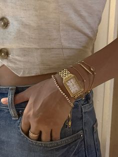 Golden Bracelet Stack, Gold Watch Aesthetic, Golden Watch Women, Classy Bracelets, Gold Bracelets Stacked, Bracelet Stacks, Classy Watch, Vintage Watches Women, Bracelet Watches Women