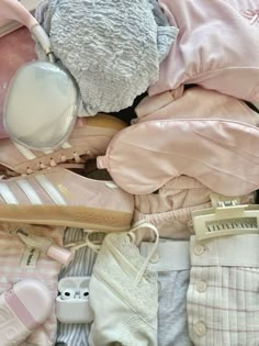 @mydigit3ldiary (credit) Aesthetic Mornings, Pink Pastry, Shabby Chic Aesthetic, Life In Pink, Pretty Pink Princess, My Daily Life, Dream Lifestyle