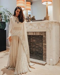 Western Gown, Look Boho Chic, Western Wedding Dresses, Gaun Fashion, 파티 드레스, Indo Western Dress, Indian Gowns Dresses, Indian Gowns