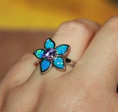 Flower Engagement, Fire Opals Jewelry, Fire Opal Ring, Chic Flowers, Gold Gemstone Ring, Wire Work Jewelry, Work Jewelry, Moonstone Jewelry, Opal Ring