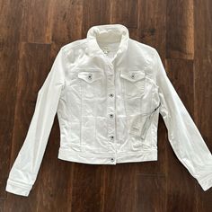 Sneak Peak White Denim Jacket. This Jacket Is So Adorable And Can Be Dressed Up Or Down. The Buttons Are Precious!!! White Denim Jacket, Sneak Peak, So Adorable, White Denim, Sneak Peek, Jean Coat, Jean Jacket, Denim Jacket, Color White