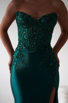 Dallas Luxe Embellished Gown | Emerald Green Prom Dresses Dark Green, Dark Green Prom Dress Long, Emerald Green Formal Dress, Dark Green Prom Dress, Green Prom Dress Long, Prom Dresses Green, Green Prom Dresses, Corset Prom Dress, Emerald Green Prom Dress