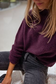 Women's Winter Fashion, Plum Sweater, Parisian Women, Fashion Mistakes, Autumn Outfit, 10 Pounds, Fashion Mode, Colourful Outfits, Mode Inspiration