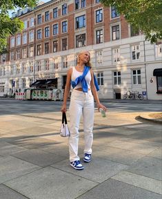 Dunk Fits Women, White And Blue Sneakers Outfit, Blue White Dunks Outfit, Blue Dunk Low Outfit Women, Kentucky Blue Dunks Outfit, Blue Sneaker Outfits Women, Blue And White Sneakers Outfit, Blue And White Shoes Outfit, Blue And White Adidas Shoes Outfit