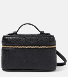 Material: leather. Lining: fabric. Made in Italy. Designer color name: Black / Black. Includes: box,…. Color:black. Material:Bovine leather #adv womens #bags #bucket #