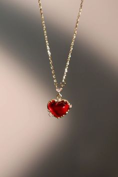 Random Wishlist, Red Stone Necklace, Red Heart Necklace, Vegas Party, Pretty Jewelry Necklaces, Homecoming Dance, Blackpink Wallpaper, Magical Jewelry, Jewelry Accessories Ideas