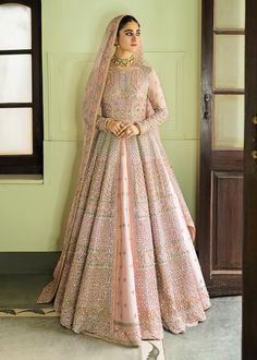 Hussain Rehar, Dresses Pakistani, Pakistani Formal Dresses, Indian Outfits Lehenga, Batman Dc