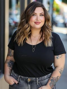 Best Haircuts for Plus-Size Individuals: Stylish and Flattering Ideas Chrissy Teigen Hair Short, Face Flattering Haircut, Curvy Face Haircut, Plus Size Brunette Hairstyles, Plus Size Medium Hair, Full Face Haircuts Round, Plus Size Medium Haircut, Hairstyles For Plus Size Faces