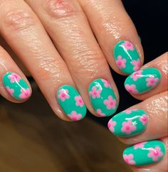 Flower Nails Simple, Simple Flower Nails, Pink Flower Nail Art, Summer Dip Nails, Flower Manicure, Summer Dip, Pink Flower Nails, Best Nail Designs, Summer Nails 2024