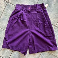 Vtg 80s Dark Purple Wool Bermuda High Waisted Shorts Nwt Good Condition Size 10 Brand Is Fraleighs Measurements Flat: Waist 13 Inches Hips 20 Inches Rise 15 Inches Length 23 Inches Leg Opening At The Bottom 13 Inches Purple Cargo Shorts, Retro High Waist Purple Bottoms, Retro High-waist Purple Bottoms, Vintage Short Bottoms For Workwear, Vintage Workwear Shorts For Summer, Fitted Vintage Bottoms With Short Inseam, Purple Shorts Outfit Summer, Vintage High Waist Shorts For Workwear, Vintage High-waist Shorts For Work