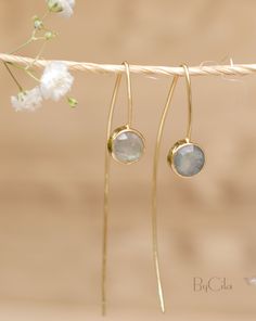 Labradorite Gold Plated 18k hreader Earrings * Gemstone * Earrings * wedding earrings * Labradorite * Handmade * Modern * ByCila * BJE052 Everyday Yellow Gold Earrings With Gemstone, Handmade Minimalist Labradorite Earrings, Adjustable Round Labradorite Earrings, Elegant Labradorite Drop Earrings, Gold Labradorite Drop Earrings, Elegant Adjustable Labradorite Earrings, Handmade Modern, Threader Earrings, Base Metal