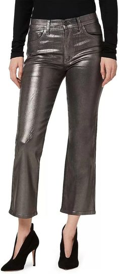 The Ultimate Jean Trends for 2024 - By Lisa Fonde Metallic Jeans Outfit, Metallic Denim, Coated Jeans, Metallic Jeans, Stylish Jeans, Jean Trends, Denim Trends, Curvy Jeans, Jeans Online