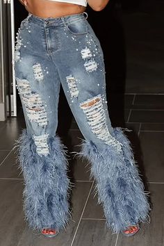 Looks Jeans, Denim Inspiration, Denim On Denim, Dressy Blouse, Blue Feather, Looks Chic, Light Blue Denim, Fall Fashion Outfits, Casual Denim