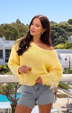 Yellow Contrast Stitch Knit Jumper

How to style:
Brighten up your winter () wardrobe with our Bea Yellow Sweater! Featuring contrast white details and a gorgeous asymmetrical neckline, this jumper () brings a twist to your casual look. Perfect for pairing with jeans (), this jumper is a fun and cosy choice for any occasion!

Features:


  
 * Heavy weight knit material
 
 * Asymmetrical off shoulder style
 
 * Slight stretch
 
 * Long sleeved sweater
 
 * Full length
 
 * Contrast white details Trendy Yellow Knitted Sweater, Trendy Yellow Soft Knit Sweater, Casual Yellow Soft Knit Sweater, Cozy Yellow Knit Sweater, Pale Yellow Sweater, Sleeved Sweater, 60's Dress, Prom Midi Dress, White Details