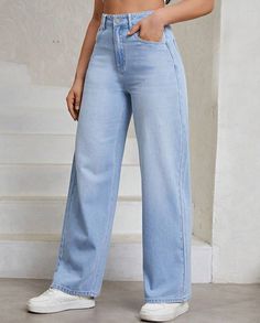 Jean Pants Women, Women Boyfriend Jeans Outfits, Blue Wash Jeans Outfit, Off White Jeans Outfit Women, Wide Leg Pants For Women, Light Blue Jeans Outfit Casual, Light Blue Jeans Outfit Women, Pants For Women Jeans, Celana Jins Wanita