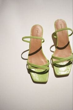 green heels, heeled sandals, womens fashion, strappy heels, womens shoes Sunny Holiday, Clogs Platform, Intentionally Blank, House Of Sunny, Funky Shoes, Lisa Says Gah, Paloma Wool, Shoe Inspiration