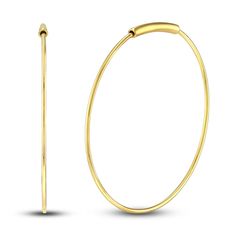 Luxurious round wires are polished to a high-shine in these glamorous women's endless hoop earrings. Fashioned in 14K yellow gold, the 25mm earrings secure in place with endless backs. Jared The Galleria Of Jewelry, Fashion Earrings, Gold Bracelet, Hoop Earrings, Yellow Gold, Style Inspiration, Stone, Yellow, Gold