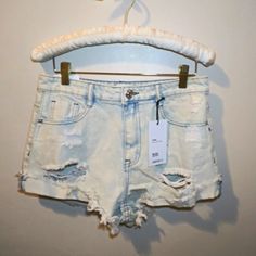 Nwt Nice Boho, Light Wash Heavily Distressed, Mid Rise Frayed Hem Jean Shorts From Forever 21. Waist 14 1/2, Hips 17, Rise 11, Inseam Approx 1 1/2 Inches. Please See All Photos. 00100a-19 Frayed Hem Jeans, Hem Jeans, Just Girly Things, Girly Things, Jean Shorts, Mid Rise, Forever 21, Blue White, Blue And White