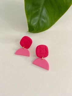 Lightweight. Durable. Bold. Hypoallergenic Polymer Clay Earrings Made to Standout. The Details: Mini Clay Earrings, with a lovely trendy feel.  Colours: CTS Light Pink and Dark Pink Findings: Gold Plated, Non Tarnish Posts: Stainless Steel, Hypoallergenic  Length: 1.25 Inch Our Posts are secured with a strong hold, using Liquid Clay, and baked on. Modern Pink Dangle Earrings, Mini Clay Earrings, Earrings Handmade Clay, Earrings Bold, Liquid Clay, Mini Clay, Handmade Clay Earrings, Makeup Wipes, Earrings Clay