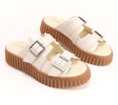 Take all your warm-weather plans -- barbecues, outdoor concerts, and open-air markets -- and add these chunky buckle slides for a welcome change of pace. From Clarks Footwear. Casual Spring Slides With Tang Buckle, Spring Outdoor Slides With Buckle Closure, Outdoor Slides With Buckle Closure, Footwear Inspiration, Kids Footwear, Summer 2025, Outdoor Concert, Open Air, Slide Sandals