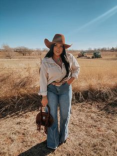 Brianna Purvis's Amazon Page Cowgirl Style Outfits Rodeo, Curvy Cowgirl Outfits, Cowgirl Hat Outfit, Classy Cowgirl Outfits, Simple Western Outfits, Classy Cowgirl, Cowgirl Style Outfits, Look Boho Chic, Country Style Outfits