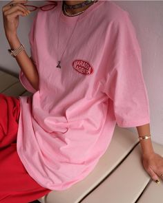 ONE SIZE Product Measurements: Shoulder 20cm / 7.87in Bust 120cm / 47.24in Length 78cm / 30.7in Sleeve length 24cm / 9.8in Oversized Pink Graphic Print T-shirt, Oversized Summer T-shirt, Oversized Pink T-shirt For Streetwear, Oversized Pink Top With Text Print, Pink Cropped T-shirt For Streetwear, Pink Oversized Cotton T-shirt, Oversized Pink Cotton T-shirt, Casual Pink Short Sleeve T-shirt, Oversized Pink T-shirt For Summer