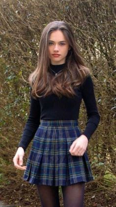 Rory Gilmore Style, Sixth Form Outfits, School Uniform Outfits, Gilmore Girl, Rock Outfit, Looks Party, A Skirt, Mode Inspo, 가을 패션