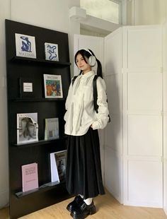 Japanese Outfit Ideas Street Styles, Japan Aesthetic Clothing, Fall Japanese Fashion, Chinese Fall Fashion, Cute Japan Outfits, Douyin Winter Fashion, Douyin Aesthetic Outfit, Douyin Winter Outfits, Chinese Aesthetic Outfit