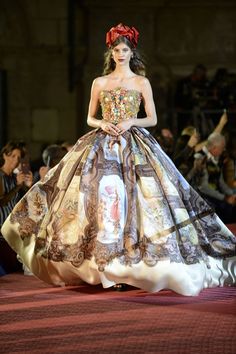 Dolce And Gabbana Alta Moda, Dolche Gabana, Gambar Figur, Marble Wall, Fashion Images